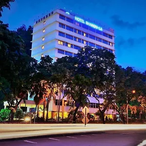 Shangri-la Hotel